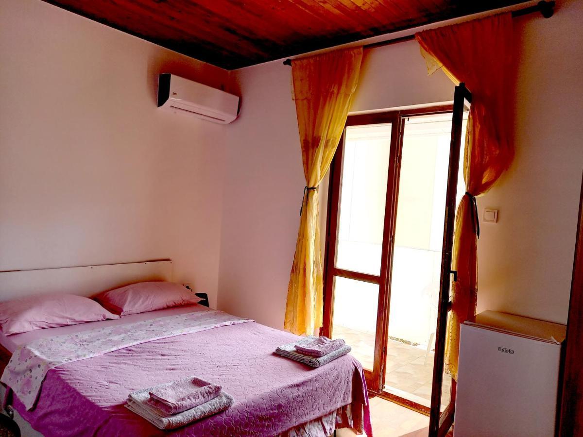 Apartments Kaludjerovic Herceg Novi Exteriör bild