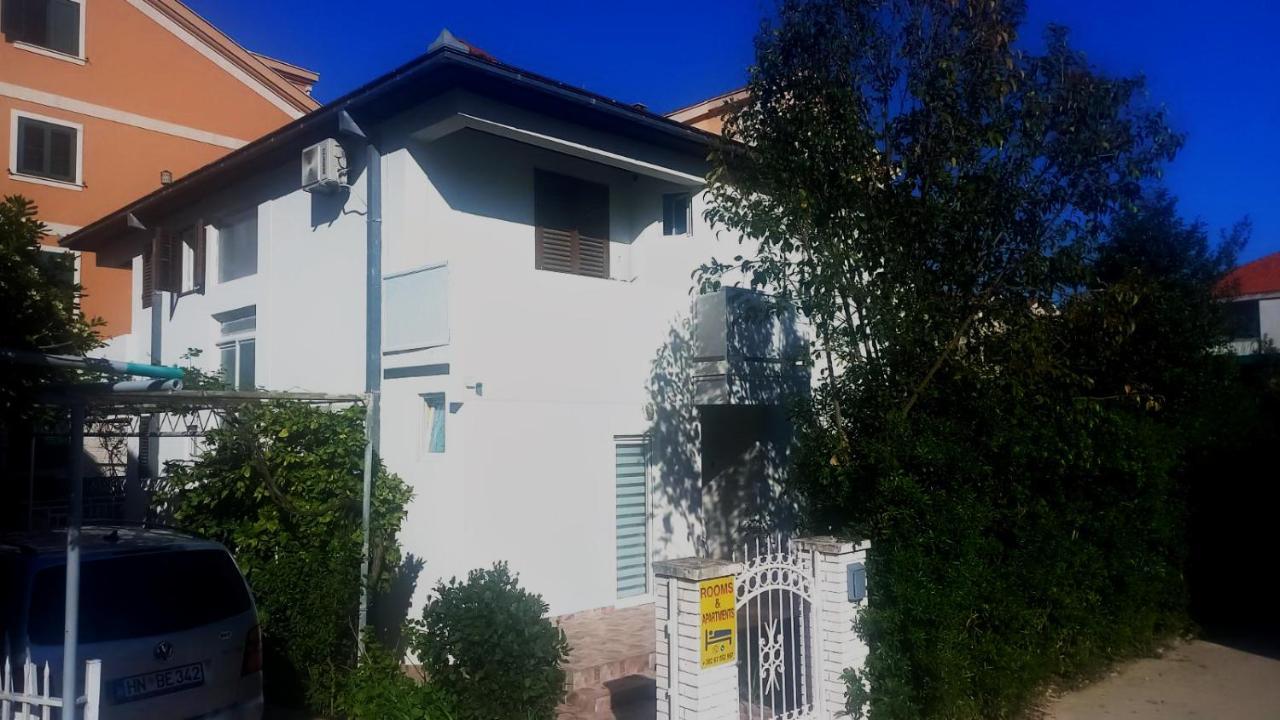 Apartments Kaludjerovic Herceg Novi Exteriör bild