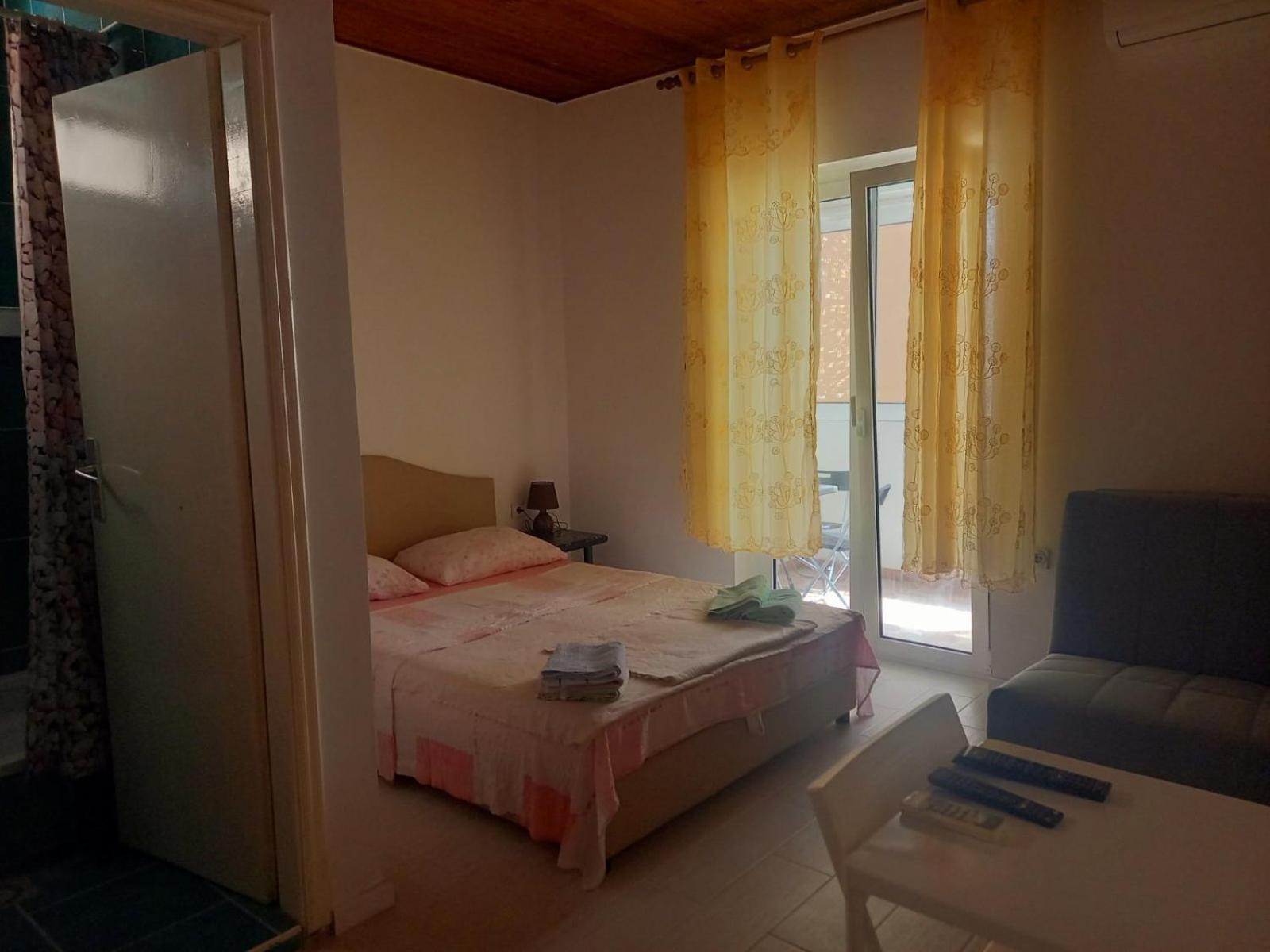 Apartments Kaludjerovic Herceg Novi Exteriör bild