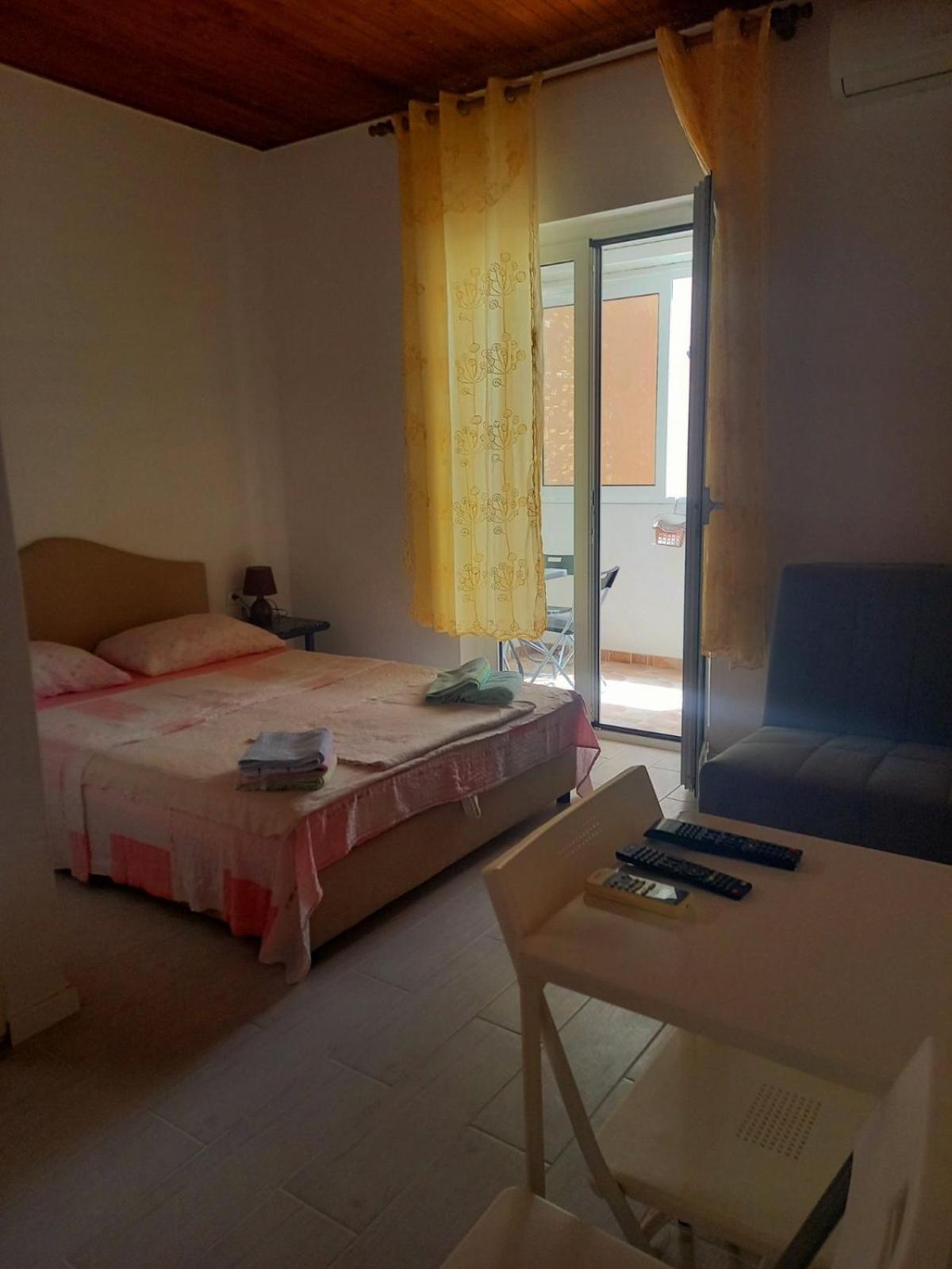 Apartments Kaludjerovic Herceg Novi Exteriör bild